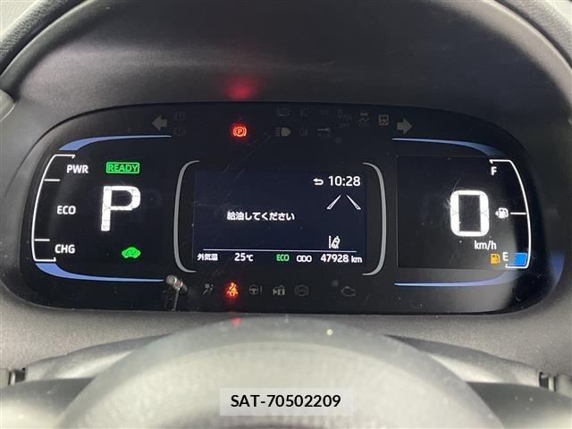Toyota AQUA 2022 8705846-8