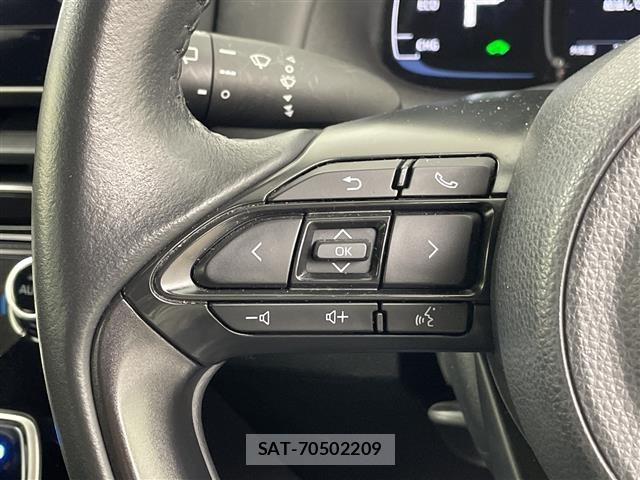 Toyota AQUA 2022 8705846-9
