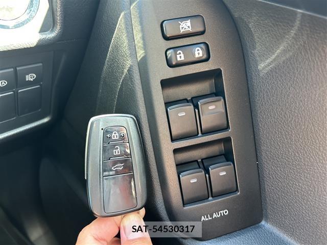 Toyota LAND CRUISER PRADO 2018 8737212-13