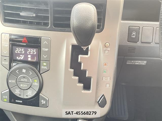 Toyota NOAH 2008 8706398-17