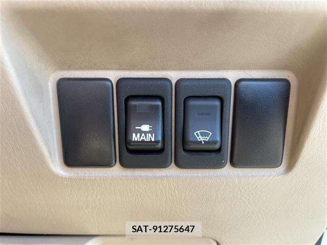 Nissan SERENA 2003 8928186-12
