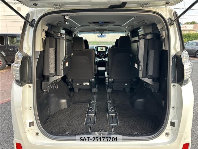 Toyota VELLFIRE 2016 8674416-9