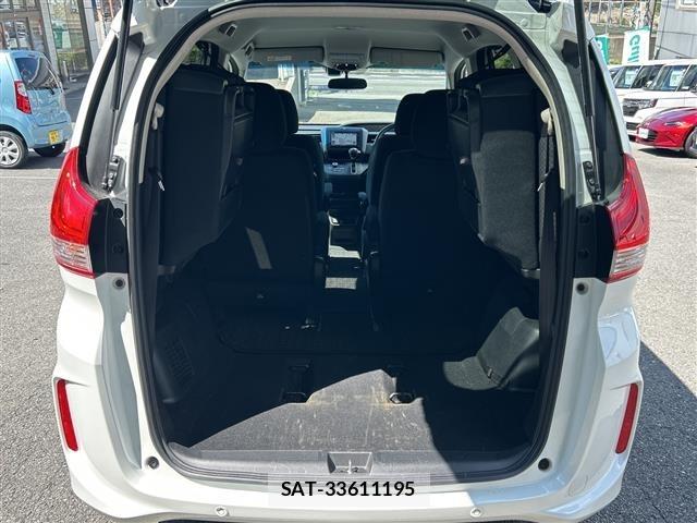Honda FREED 2022 8716397-12