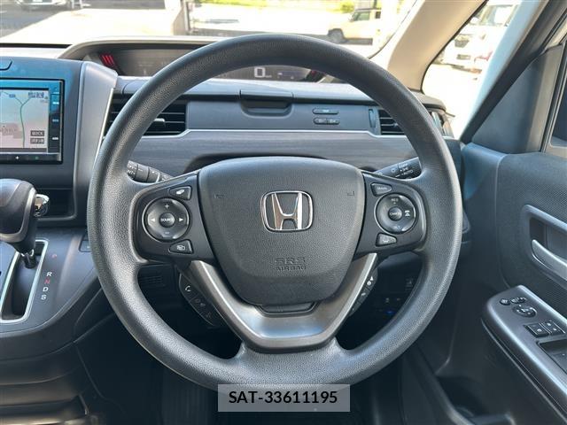Honda FREED 2022 8716397-13