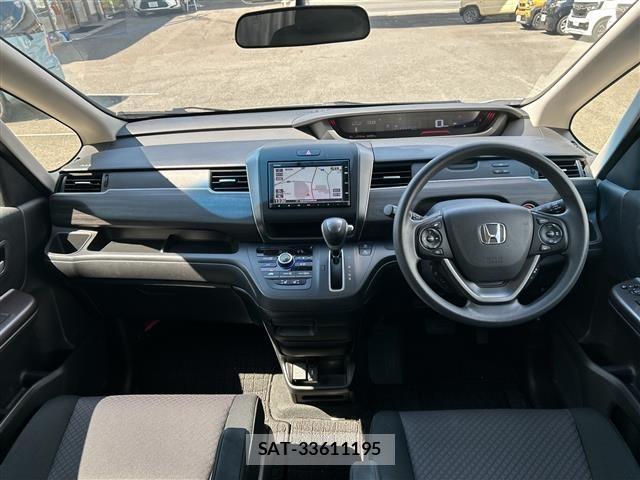 Honda FREED 2022 8716397-14