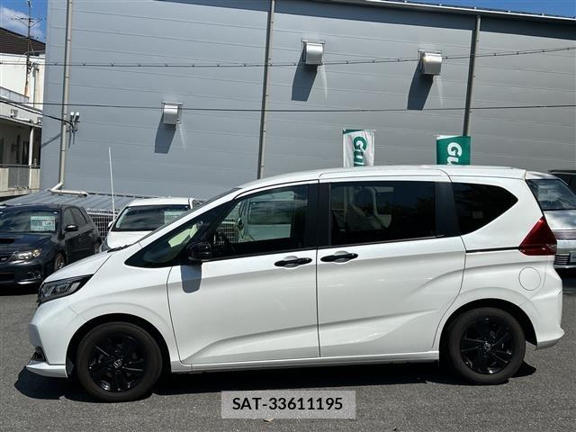 Honda FREED 2022 8716397-2