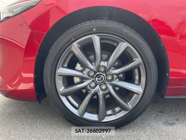 Mazda MAZDA3 2022 8710128-11