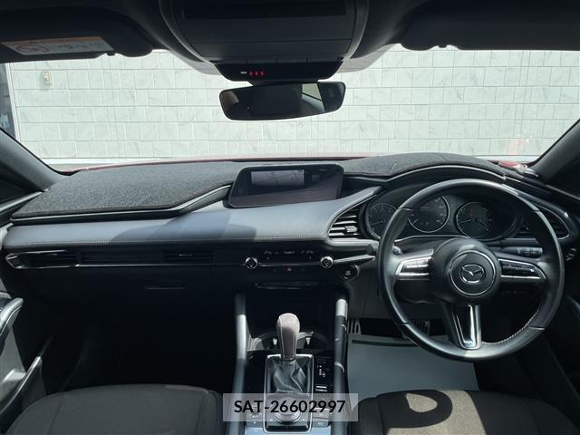 Mazda MAZDA3 2022 8710128-14