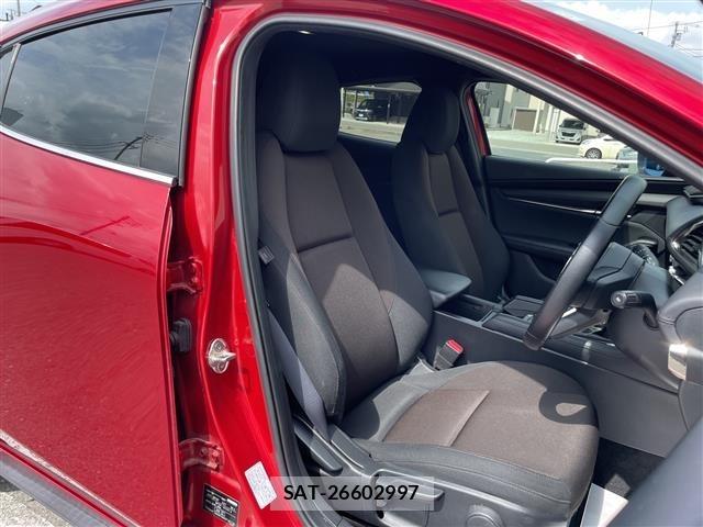 Mazda MAZDA3 2022 8710128-8