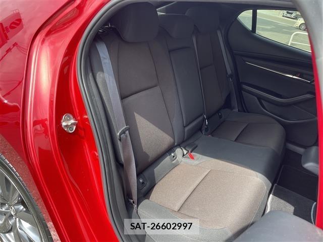 Mazda MAZDA3 2022 8710128-9