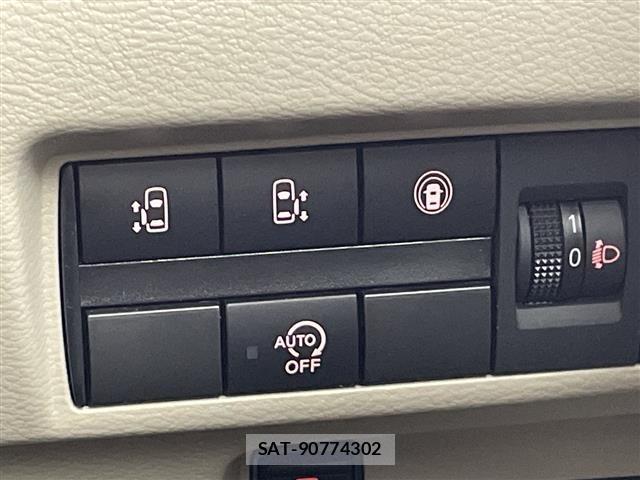 Nissan ROOX 2024 8723912-3