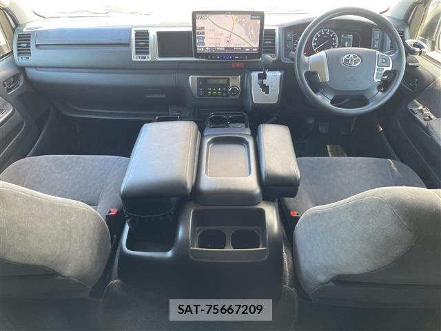 Toyota HIACE WAGON 2021 8861824-16