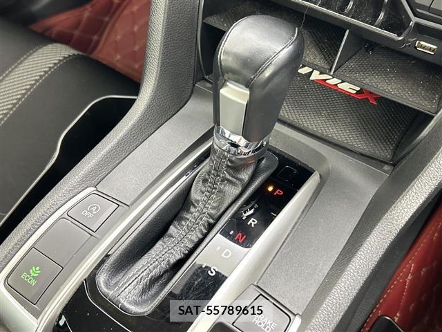 Honda CIVIC 2017 8677459-9