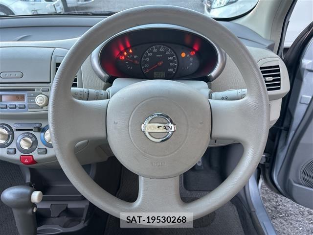 Nissan MARCH 2002 8915478-4