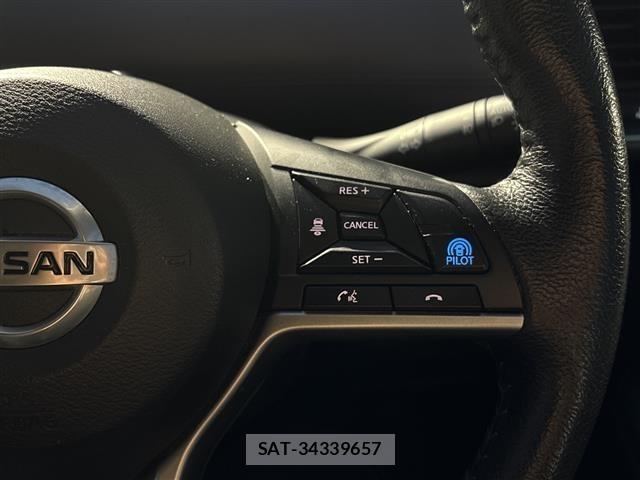 Nissan SERENA 2022 8928203-7