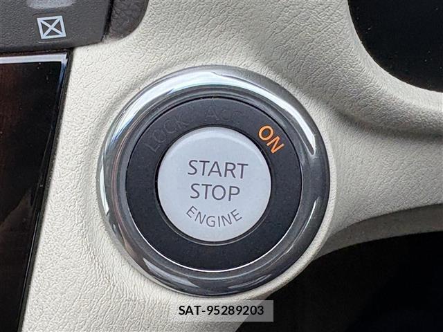 Nissan FUGA 2014 8695765-6