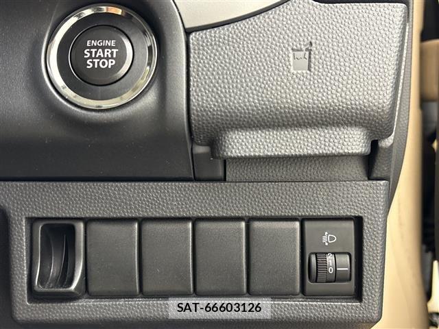 Suzuki LAPIN 2013 8933470-1