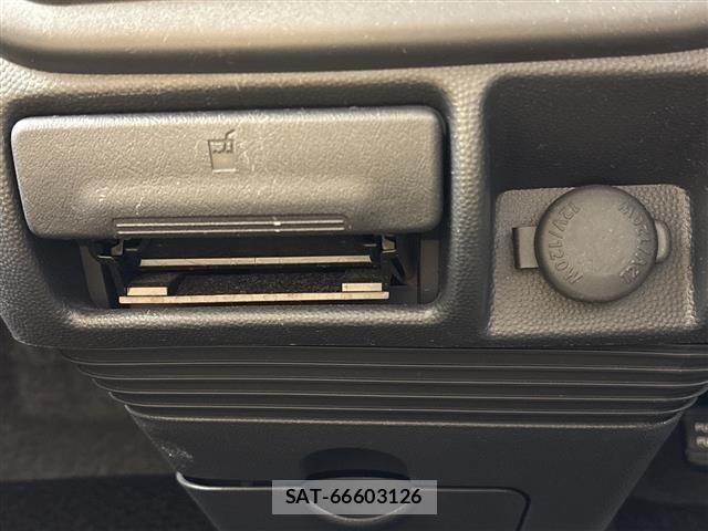 Suzuki LAPIN 2013 8933470-10