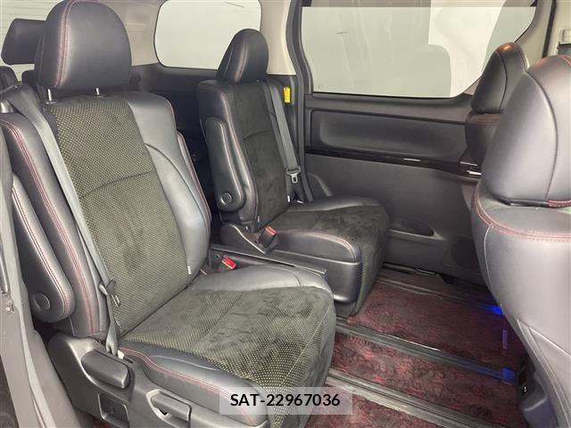 Toyota VELLFIRE 2014 8905430-2