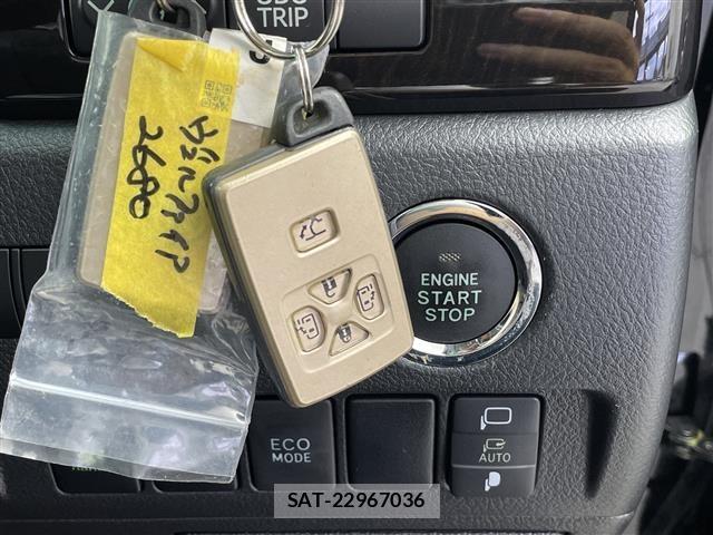 Toyota VELLFIRE 2014 8905430-3