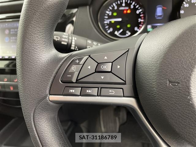 Nissan X-TRAIL 2021 8929935-1