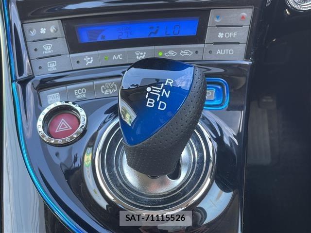 Toyota PRIUS PHV 2012 8915801-4