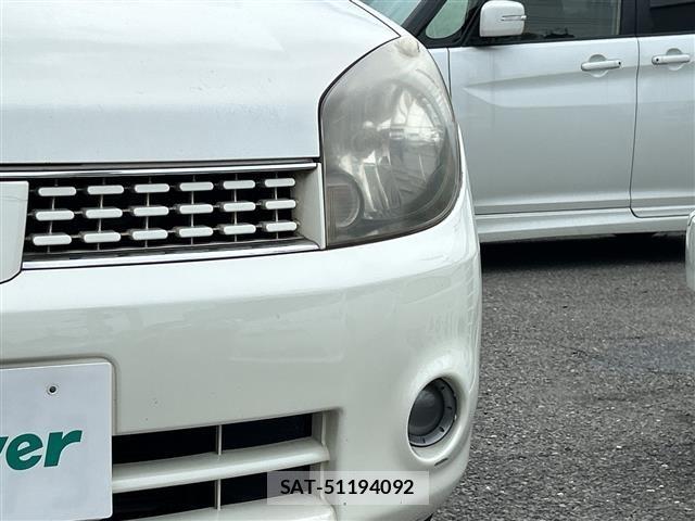 Nissan LAFESTA 2005 8821258-1