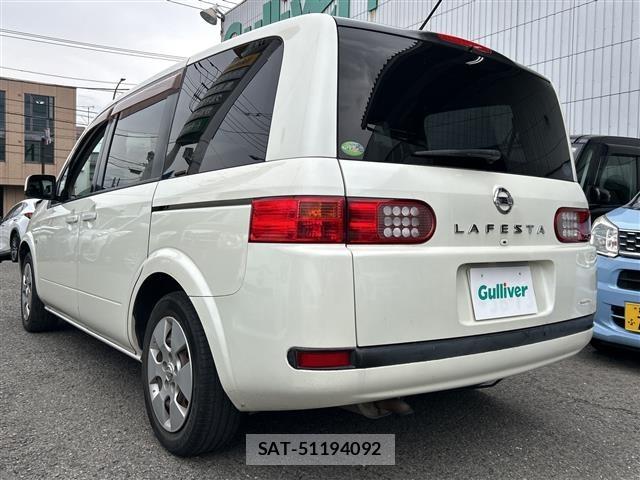 Nissan LAFESTA 2005 8821258-13