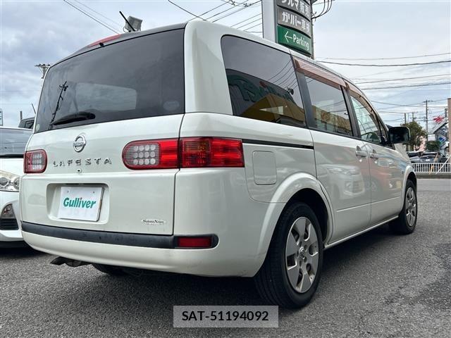 Nissan LAFESTA 2005 8821258-18