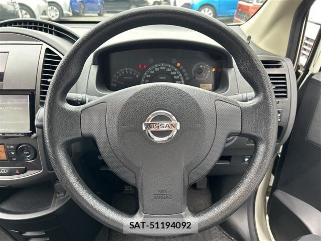 Nissan LAFESTA 2005 8821258-22