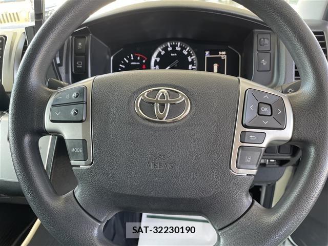 Toyota HIACE VAN 2022 8698144-1