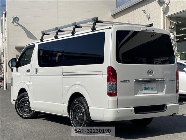 Toyota HIACE VAN 2022 8698144-13