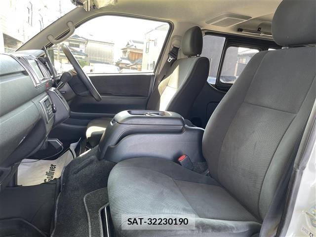 Toyota HIACE VAN 2022 8698144-17