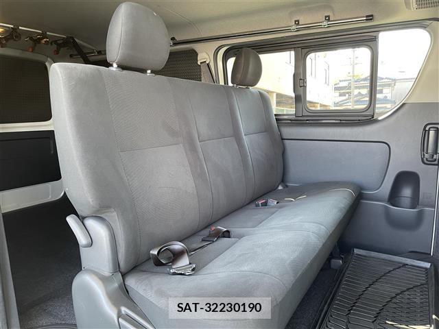 Toyota HIACE VAN 2022 8698144-18