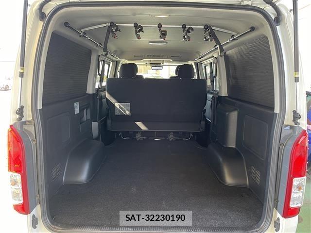 Toyota HIACE VAN 2022 8698144-4