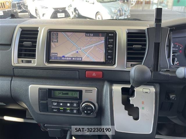 Toyota HIACE VAN 2022 8698144-7
