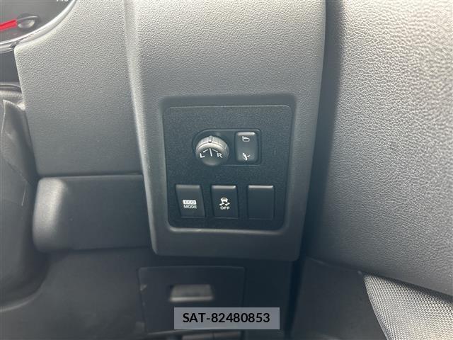Nissan DUALIS 2013 8918457-5