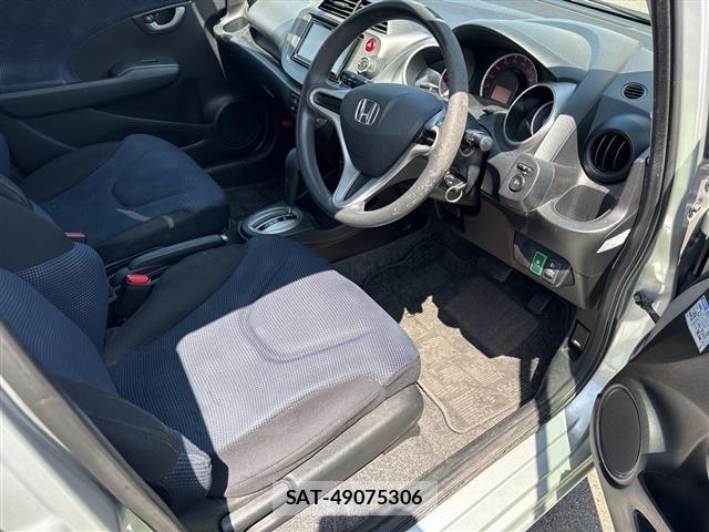 Honda FIT 2012 8703714-3