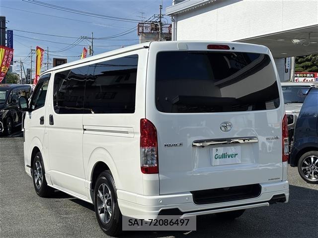 Toyota HIACE VAN 2025 8698157-14