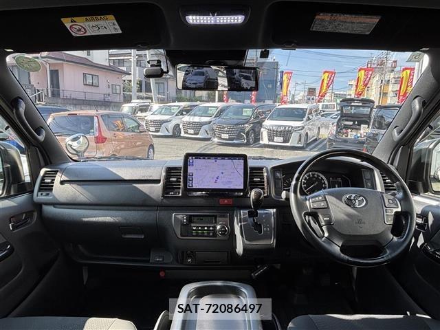 Toyota HIACE VAN 2025 8698157-15