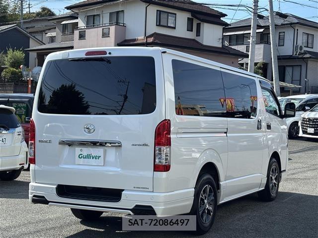 Toyota HIACE VAN 2025 8698157-17