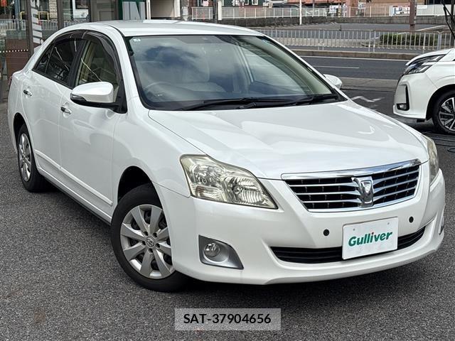 Toyota PREMIO 2013 8700775-0