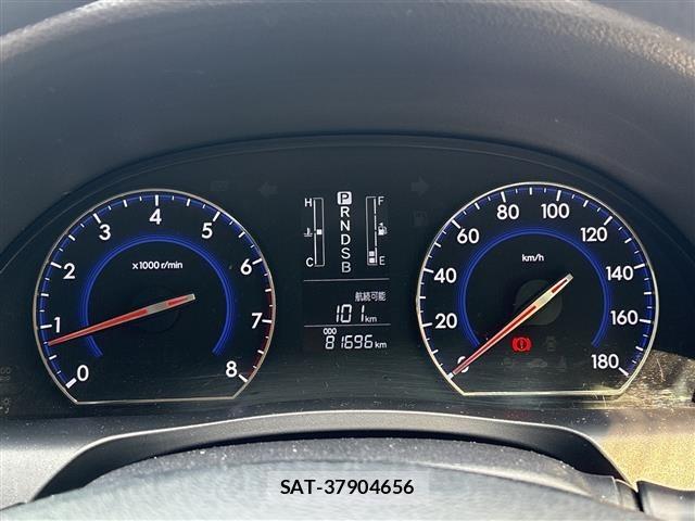 Toyota PREMIO 2013 8700775-15
