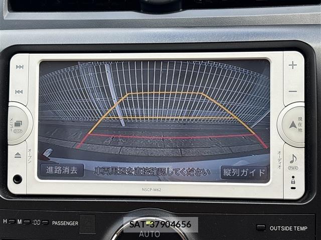 Toyota PREMIO 2013 8700775-17