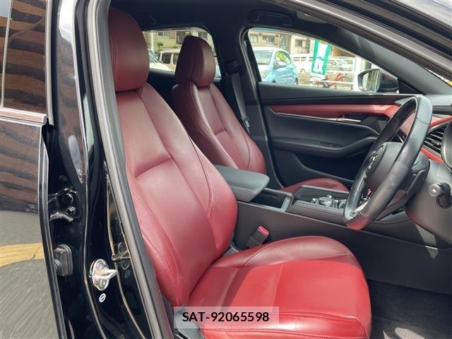 Mazda MAZDA3 2019 8909362-22