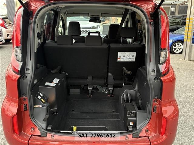 Toyota SIENTA 2025 8671858-1