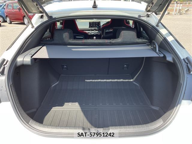 Honda CIVIC 2025 8677460-12