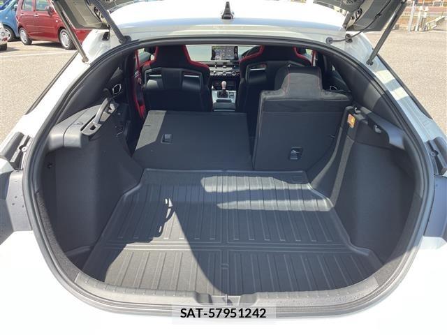 Honda CIVIC 2025 8677460-20