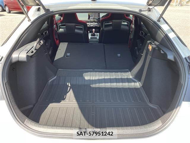 Honda CIVIC 2025 8677460-22