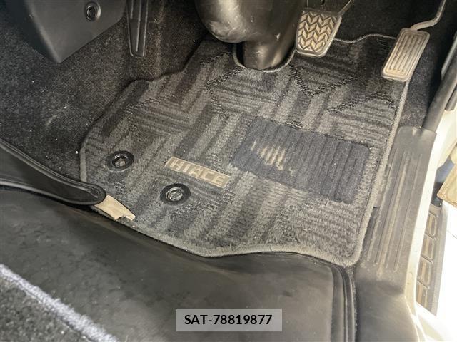 Toyota HIACE VAN 2015 8870305-14